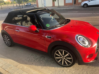 vendo un mini cabrio cooper poco km año 2018